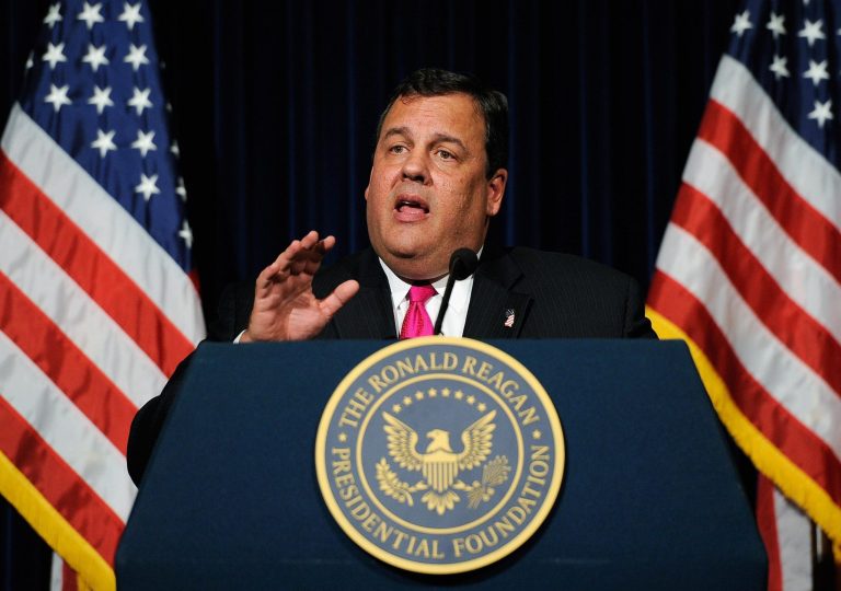 GOP unhappy with choices, presses Christie to run