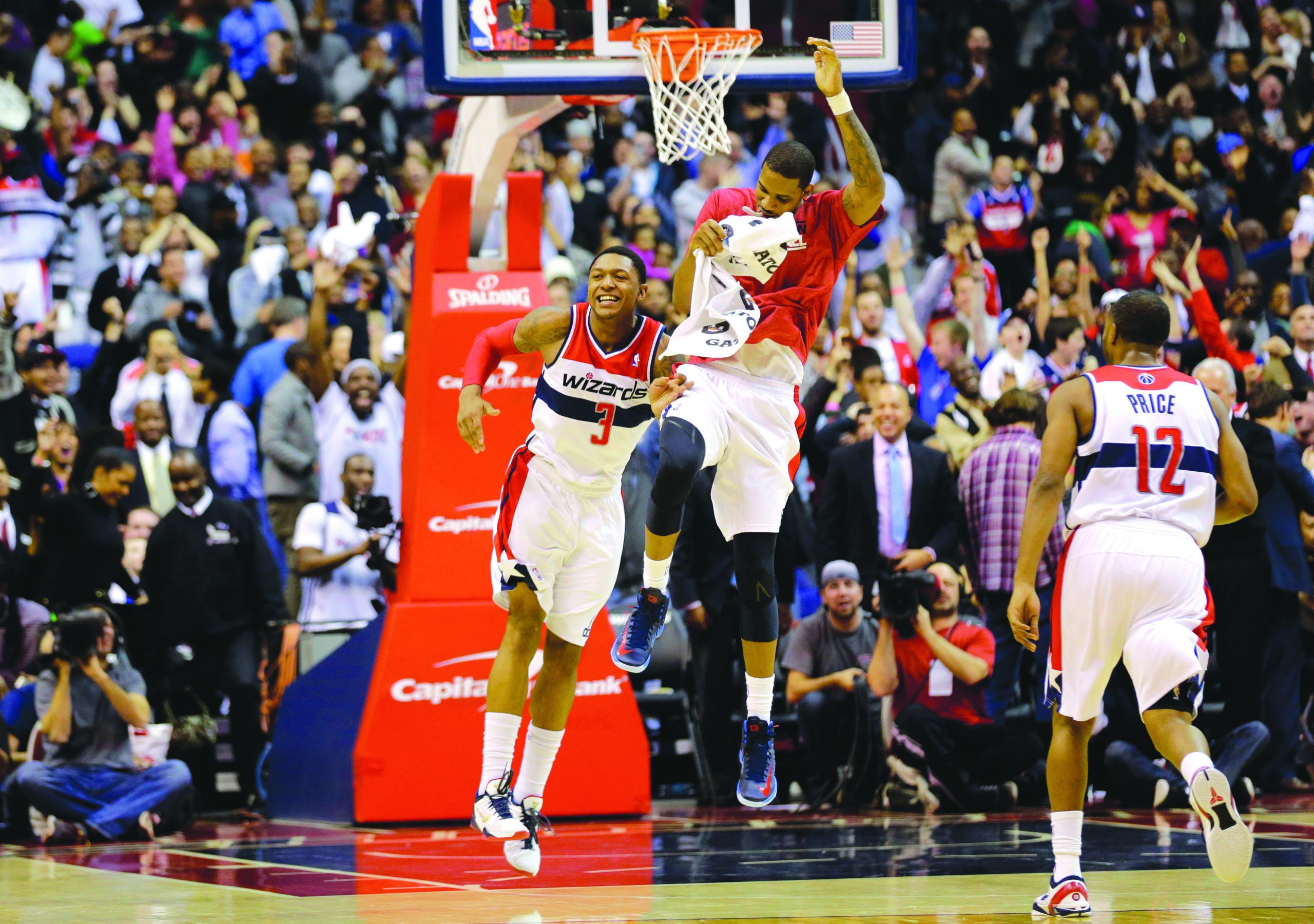 Wizards’ Bradley Beal closes the deal against Thunder