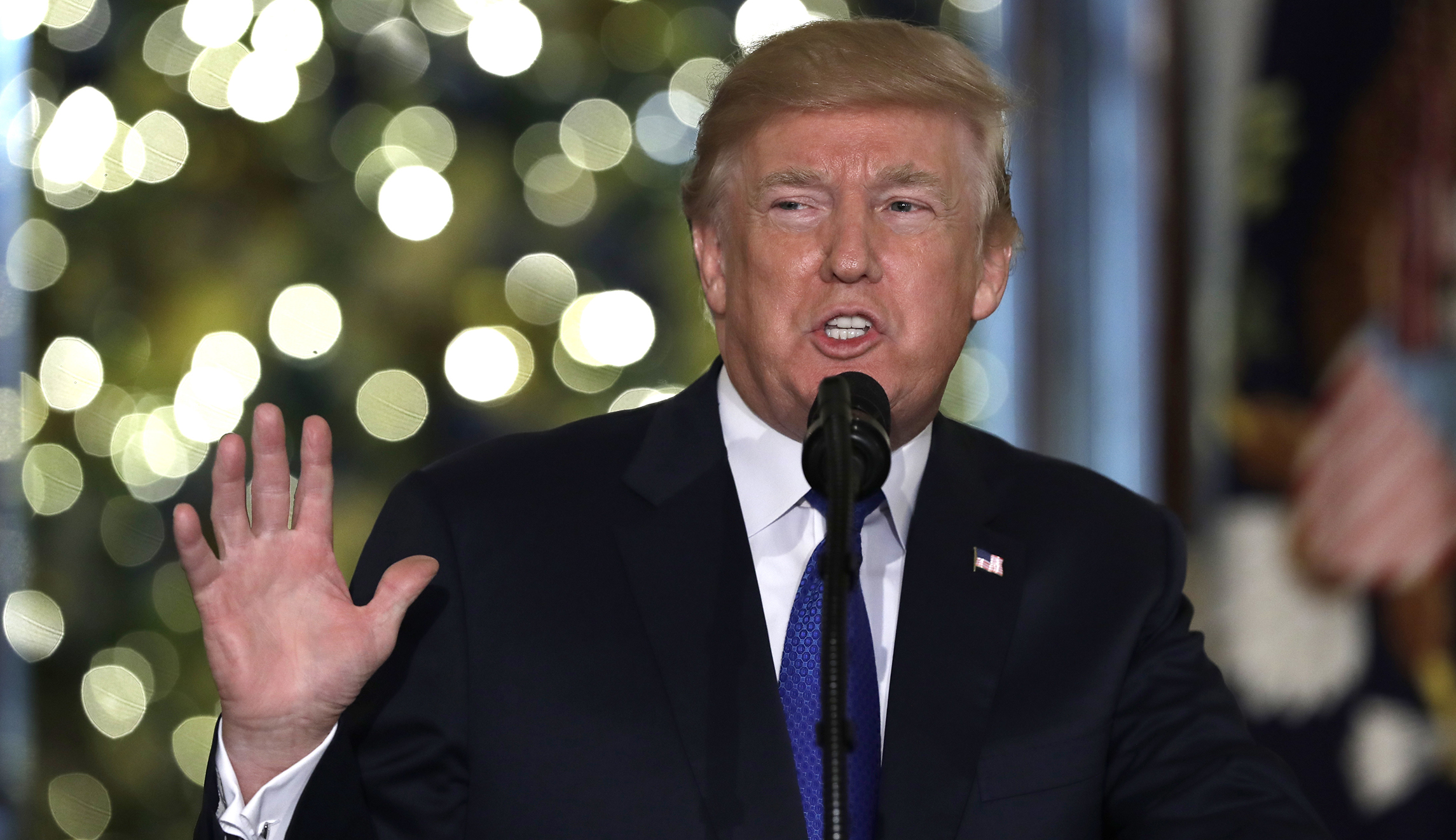 Trump praises House GOP leadership for passing tax cuts