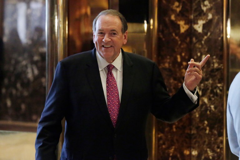 Former Arkansas Gov. Mike Huckabee's tweet garnered an immediate response from Comcast customer service. (AP Photo/Richard Drew)