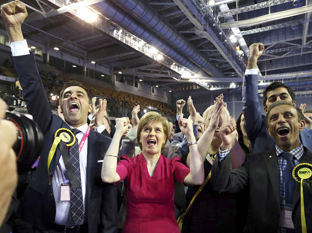 Rising SNP failed to persuade Scots, but might induce the English to secede