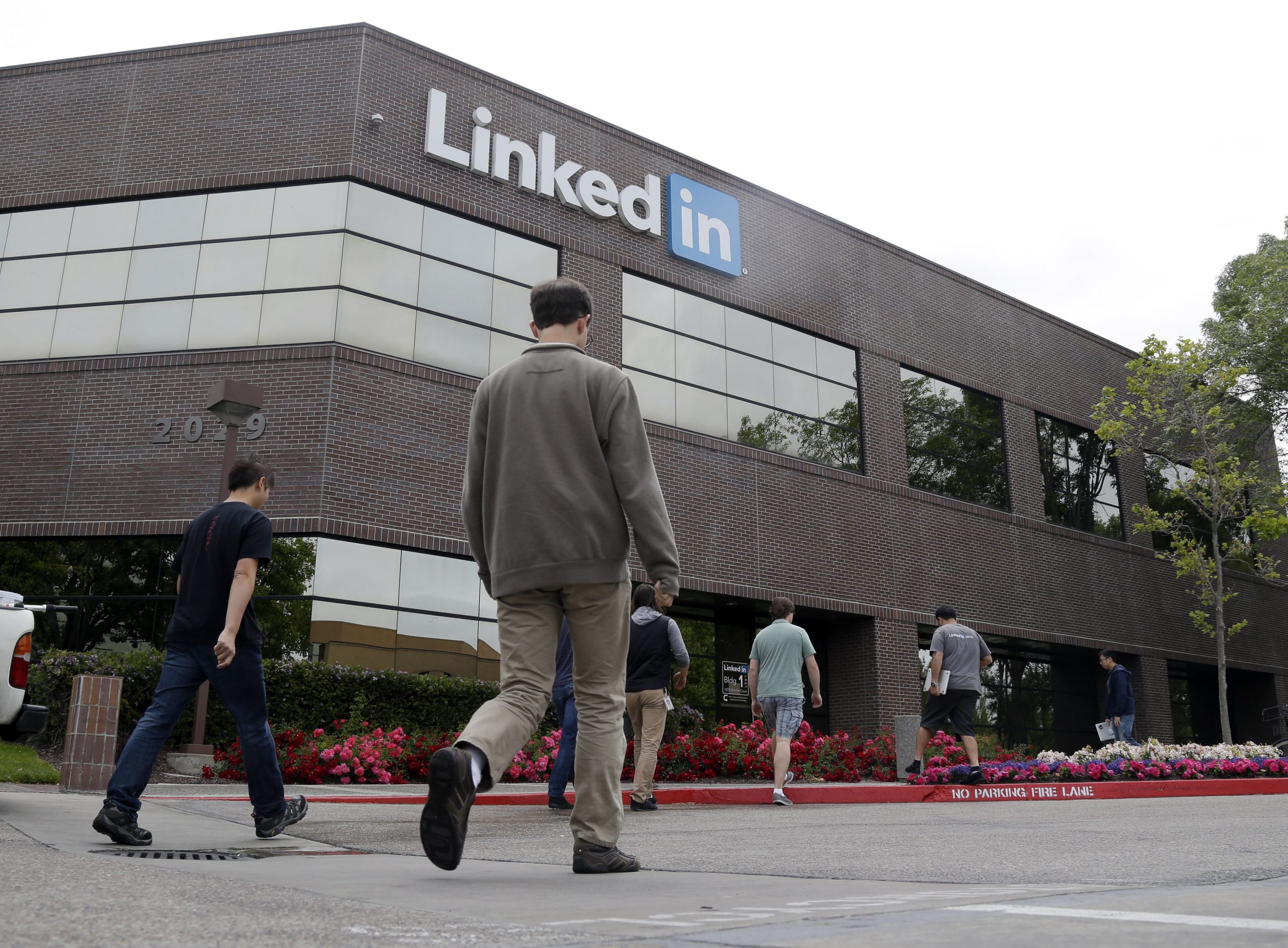 LinkedIn stock jumps after 2Q results