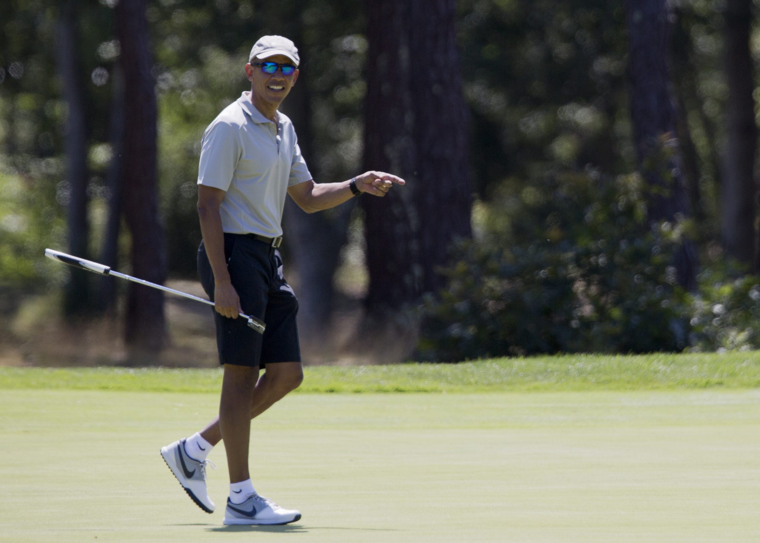 Obama golfs ‘organic’ on Martha’s Vineyard, $350,000 initiation fee