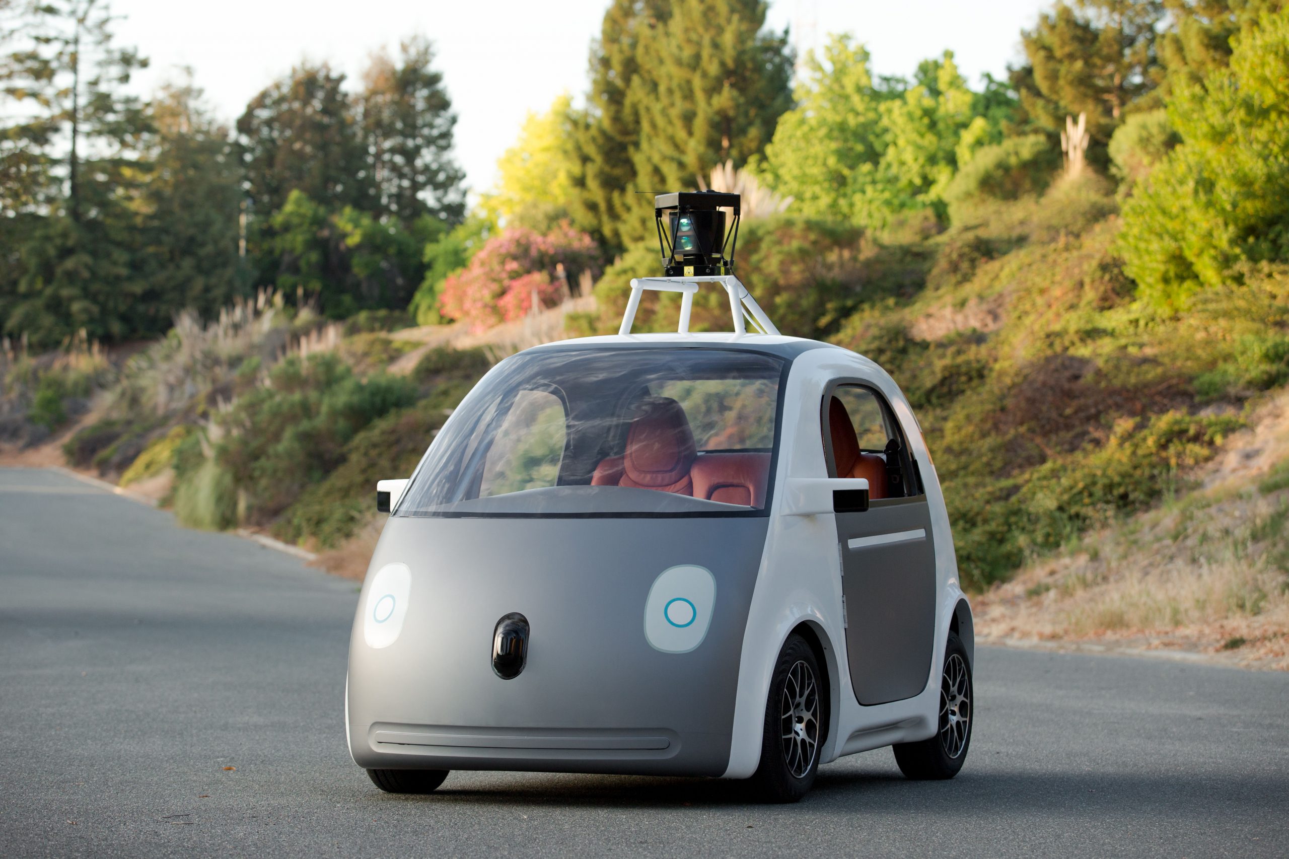 Google to build prototype of truly driverless car