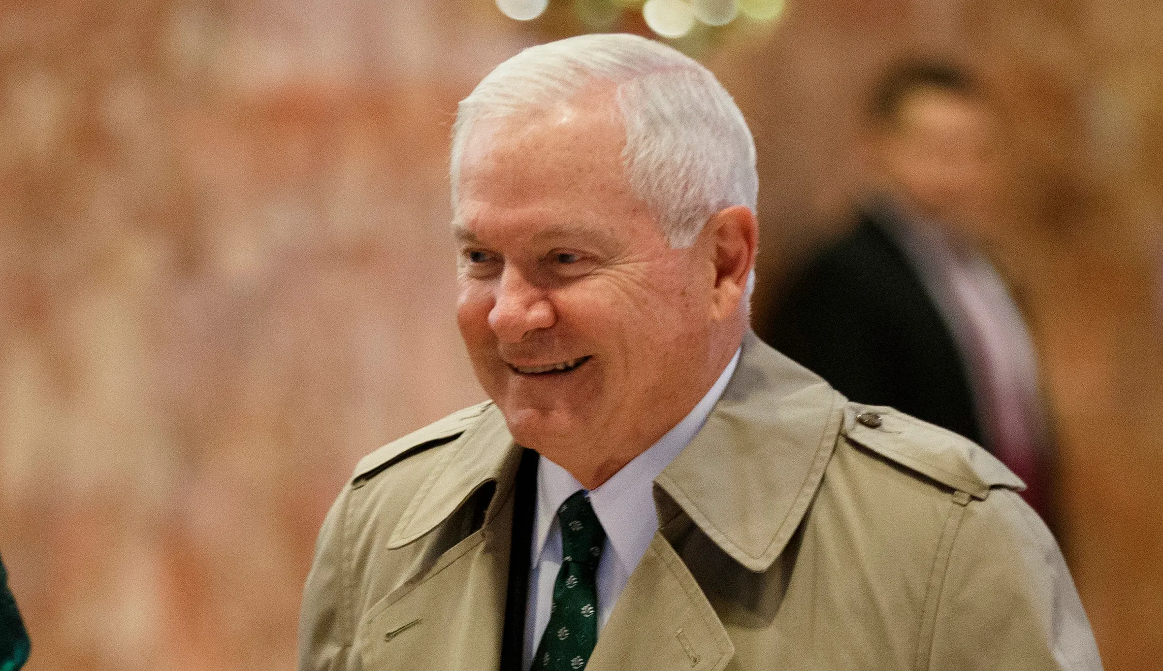 Robert Gates: Trump’s meeting with Russian officials not a big deal, but also ‘pretty odd’