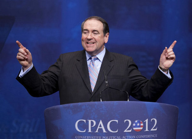Mike Huckabee eyes 2016 presidential bid; pastors press him to run