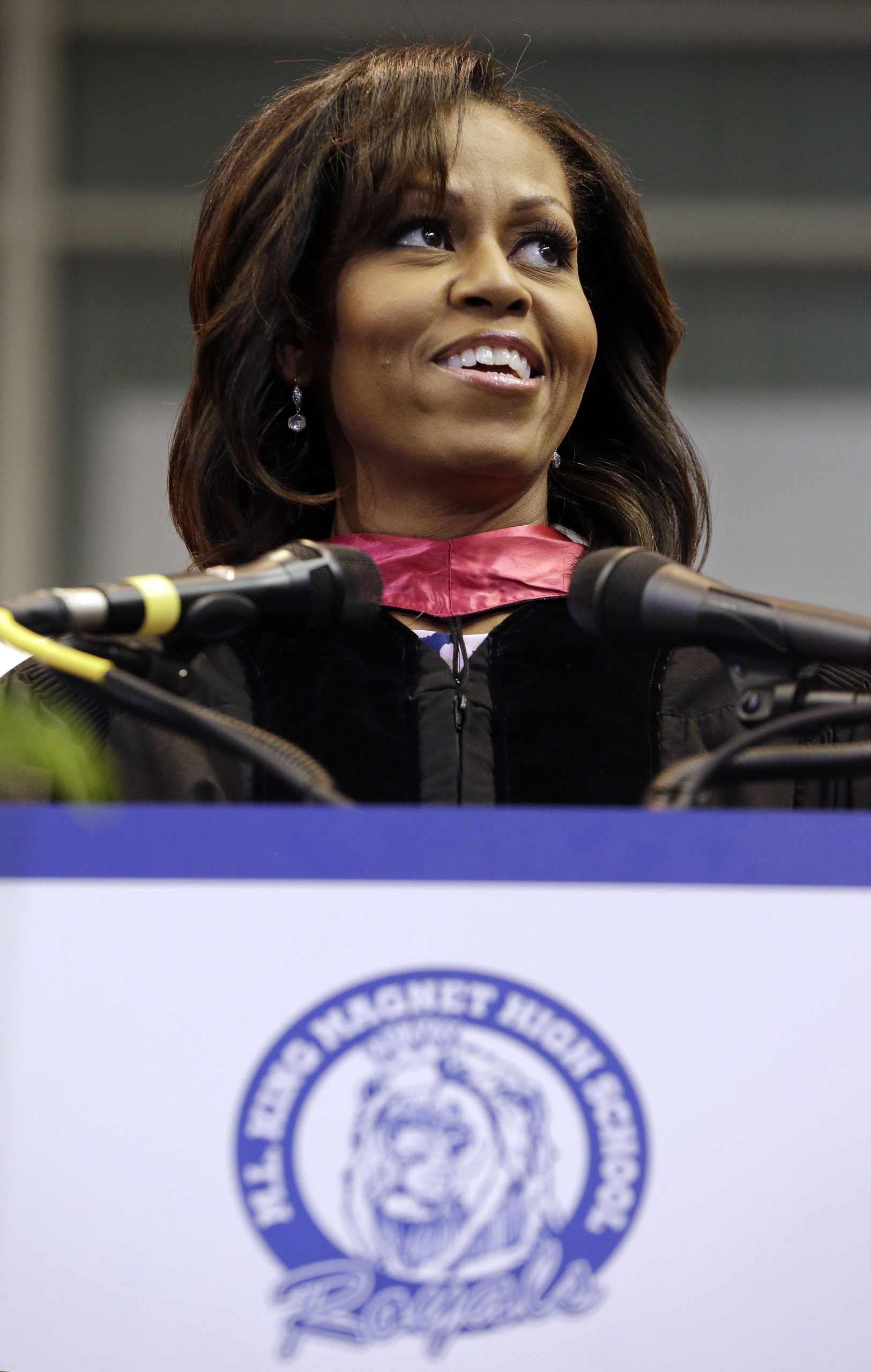 First lady to high school grads: Live your dreams