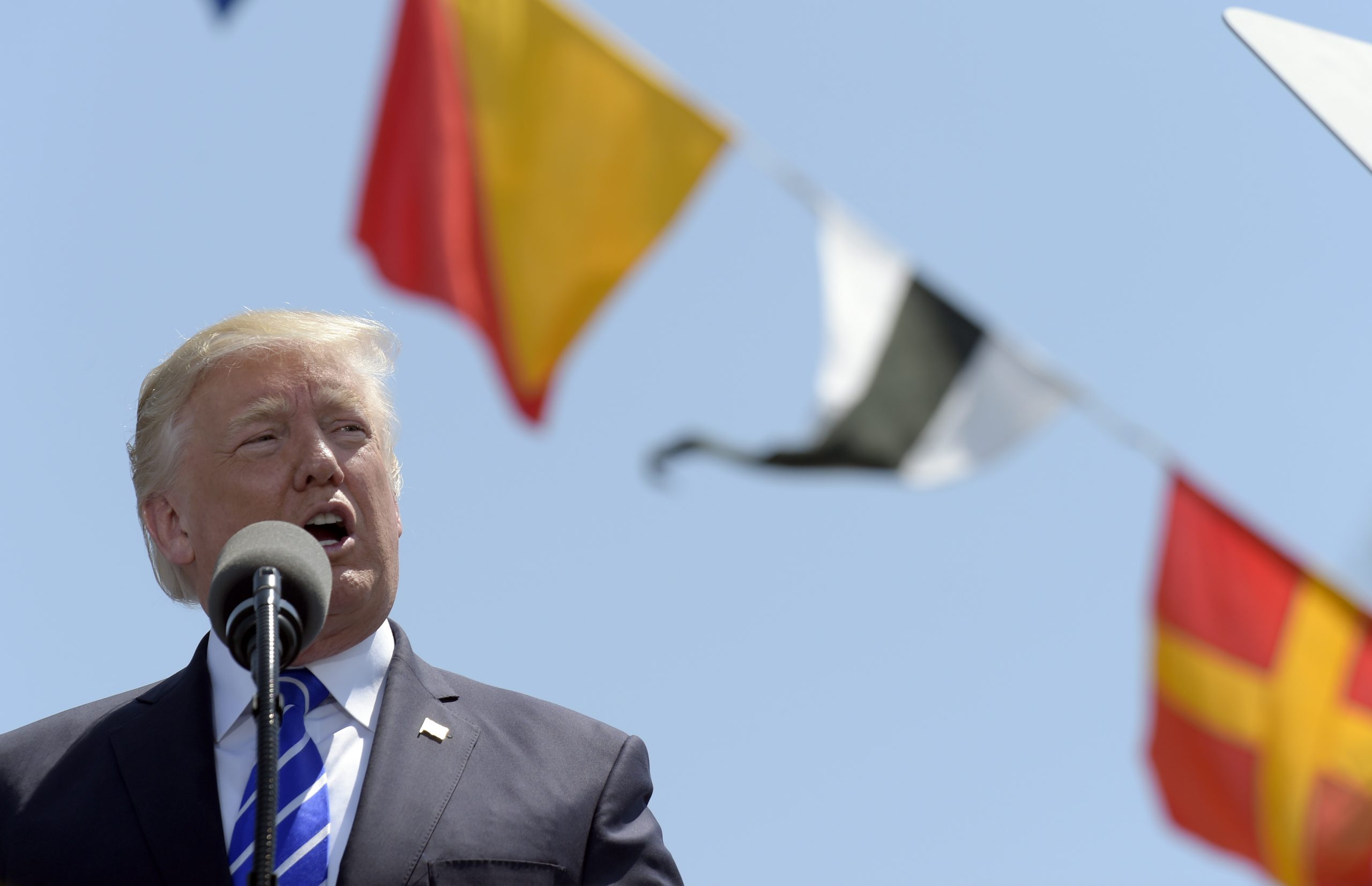 Democrats, GOP show little appetite for Trump impeachment