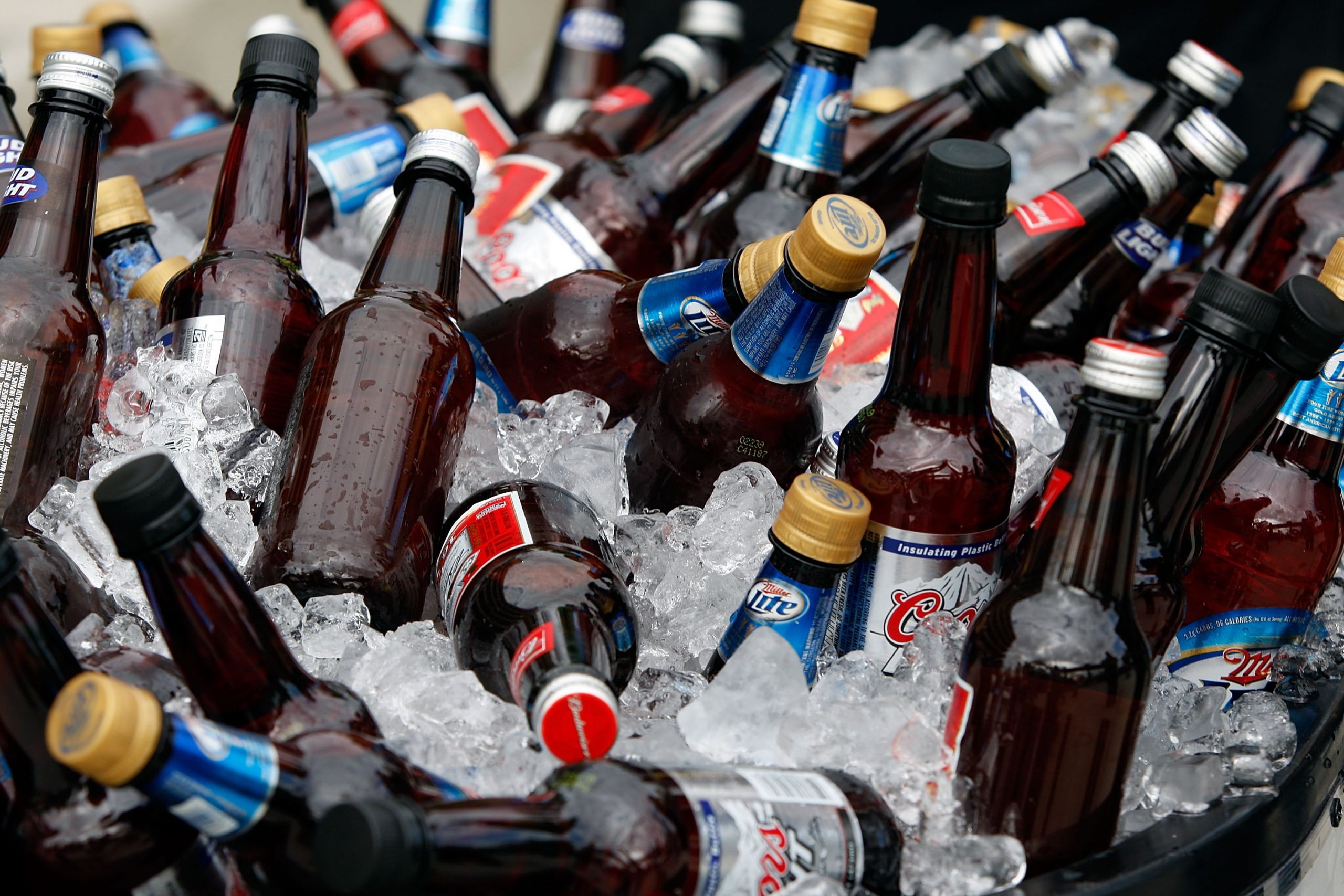 Study shows U.S. beer industry brewed a quarter of a trillion dollars in 2014