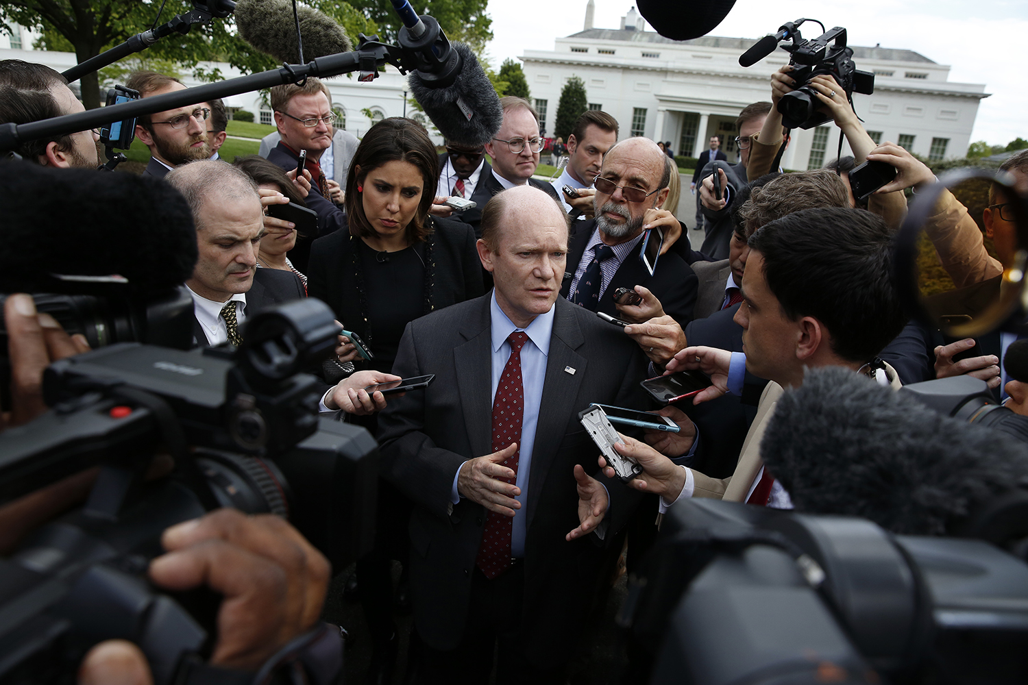 Senators fear special counsel freezes their own Russia investigations