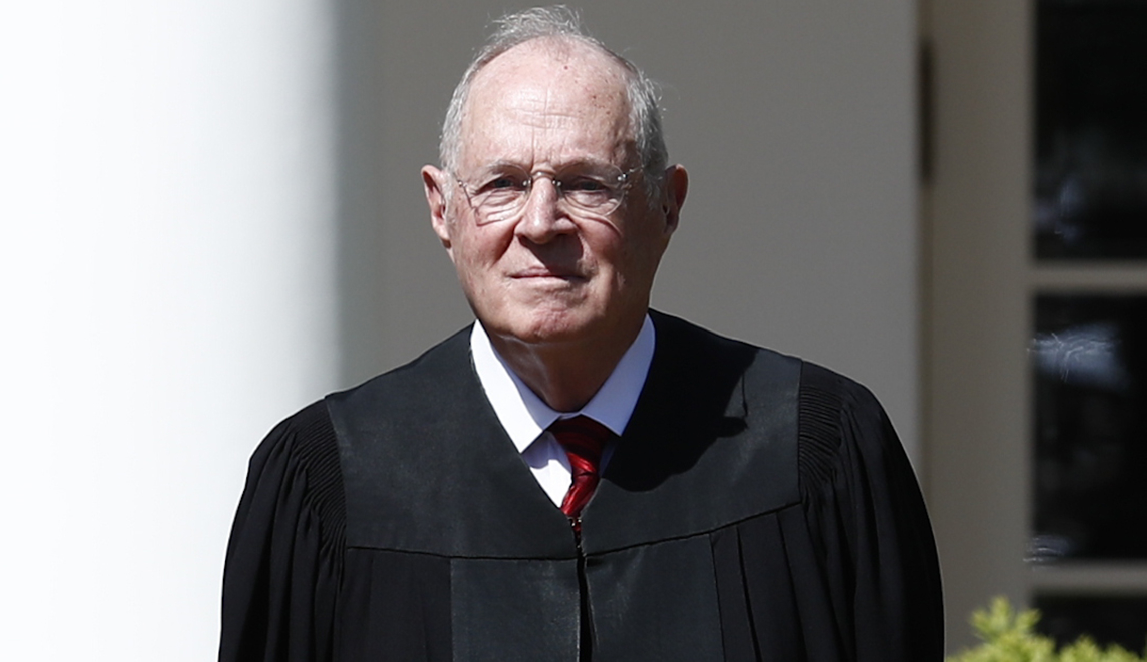 Mike Lee: ‘Very real possibility’ Justice Anthony Kennedy retires this year