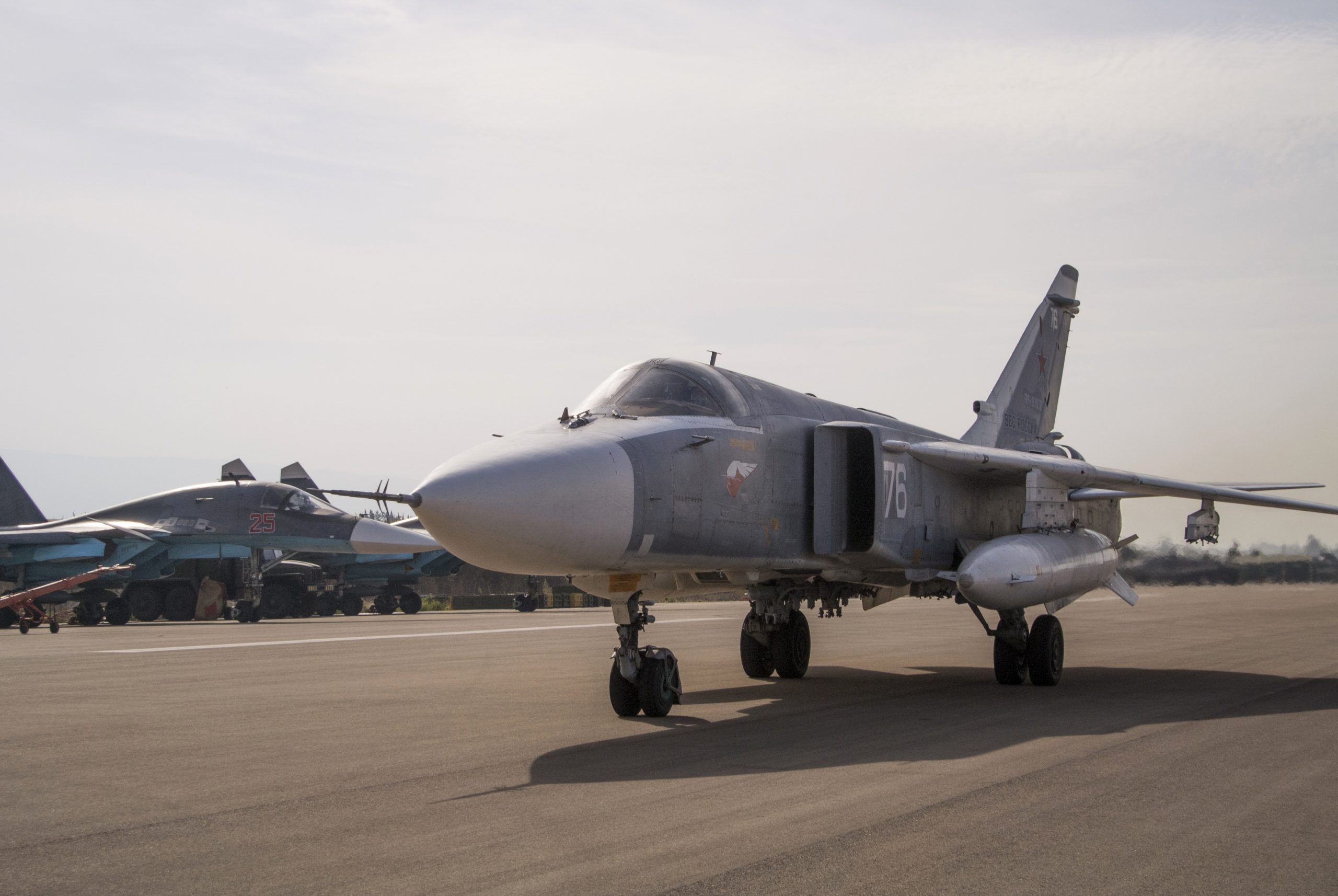 Pentagon issues implicit threat to shoot down Syrian warplanes