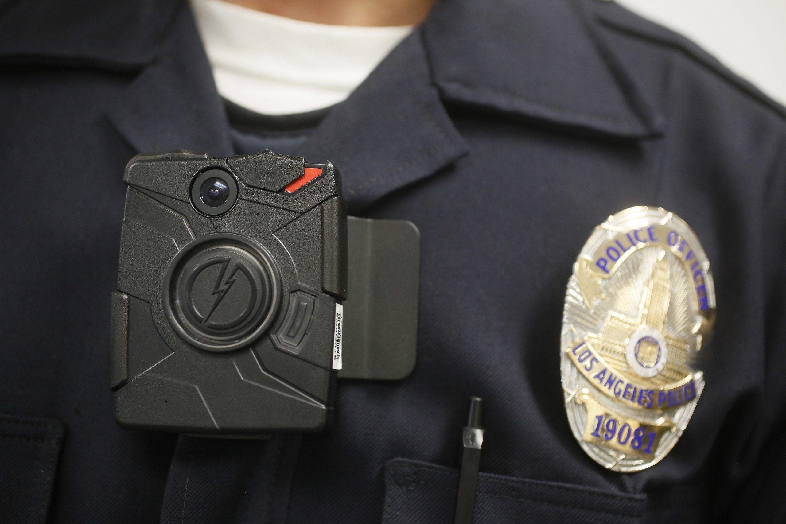Police officers’ body cameras raise privacy concerns