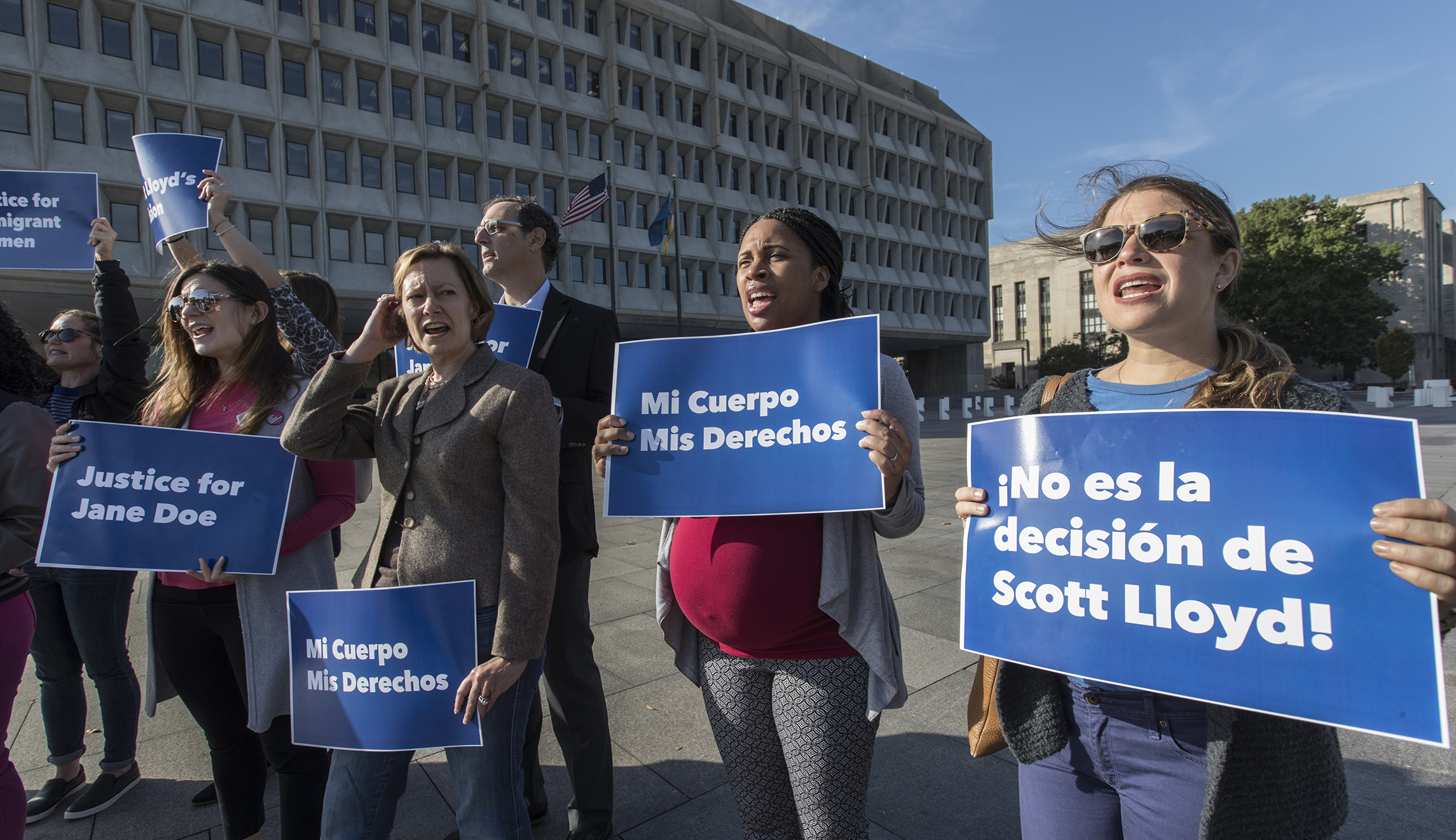 Justice Department asks Supreme Court to hear illegal immigrant abortion case