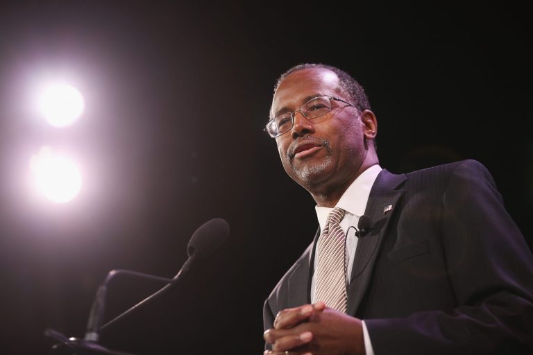 Ben Carson speaks to guests at the Iowa Freedom Summit on January 24, 2015 in Des Moines, Iowa. (Photo by Scott Olson/Getty Images)