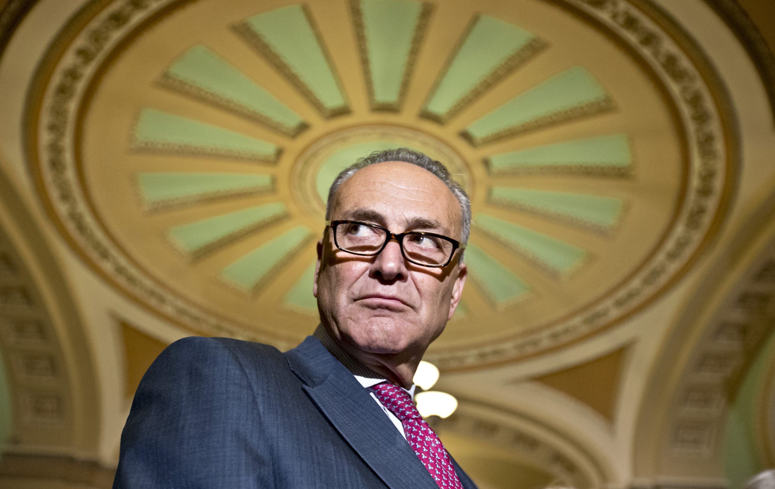 Lindsey Graham, Chuck Schumer pressure Obama with resolution criticizing Russia
