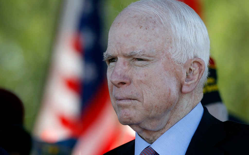 McCain mocks Obama for response to Russia hacks