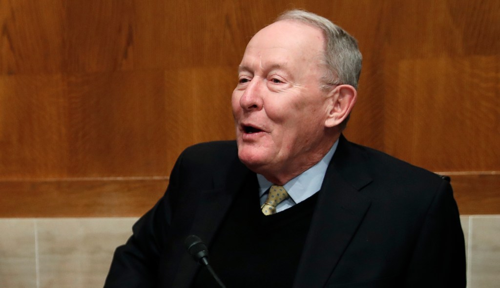 Lamar Alexander: Obamacare bill a ‘Christmas present’ for Americans