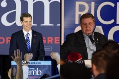 One Chart Explains How Vulnerable Republicans Are