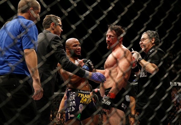 Deadspin editor accidentally challenges UFC fighter to cage fight