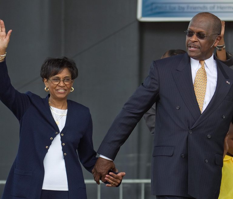 Cain stretches SC lead despite scandal