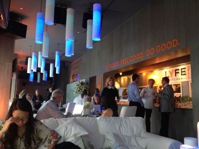 Huffington Post Oasis (Nikki Schwab/Examiner photo)