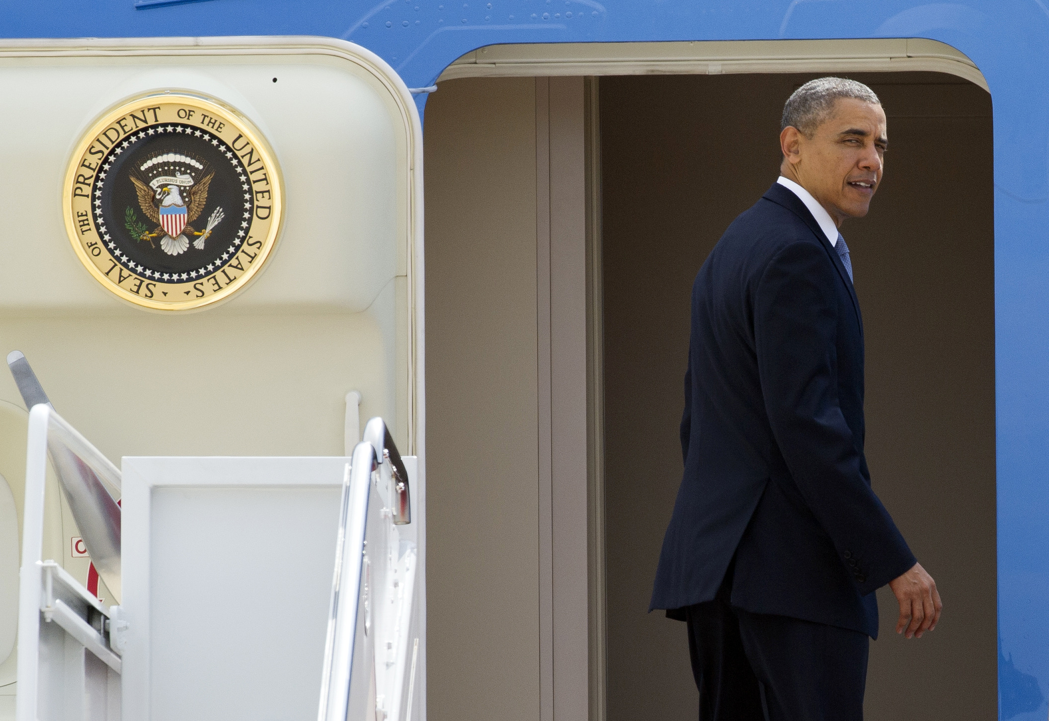 Obama to survey deadly Washington mudslide damage