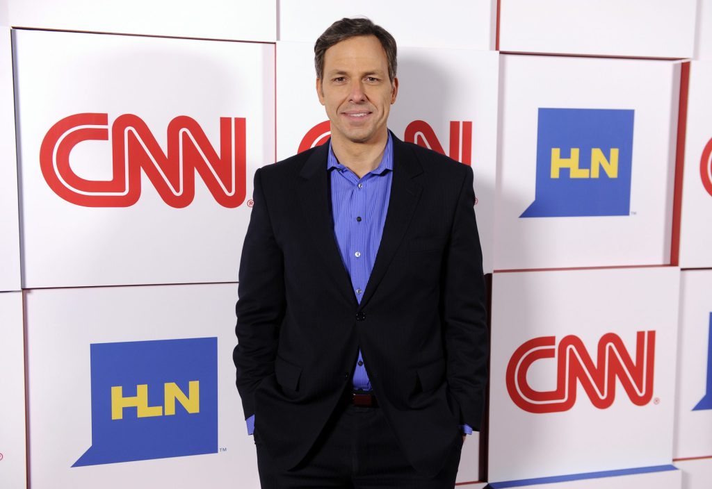 Jake Tapper avoids conservative ire in Clinton Foundation flap