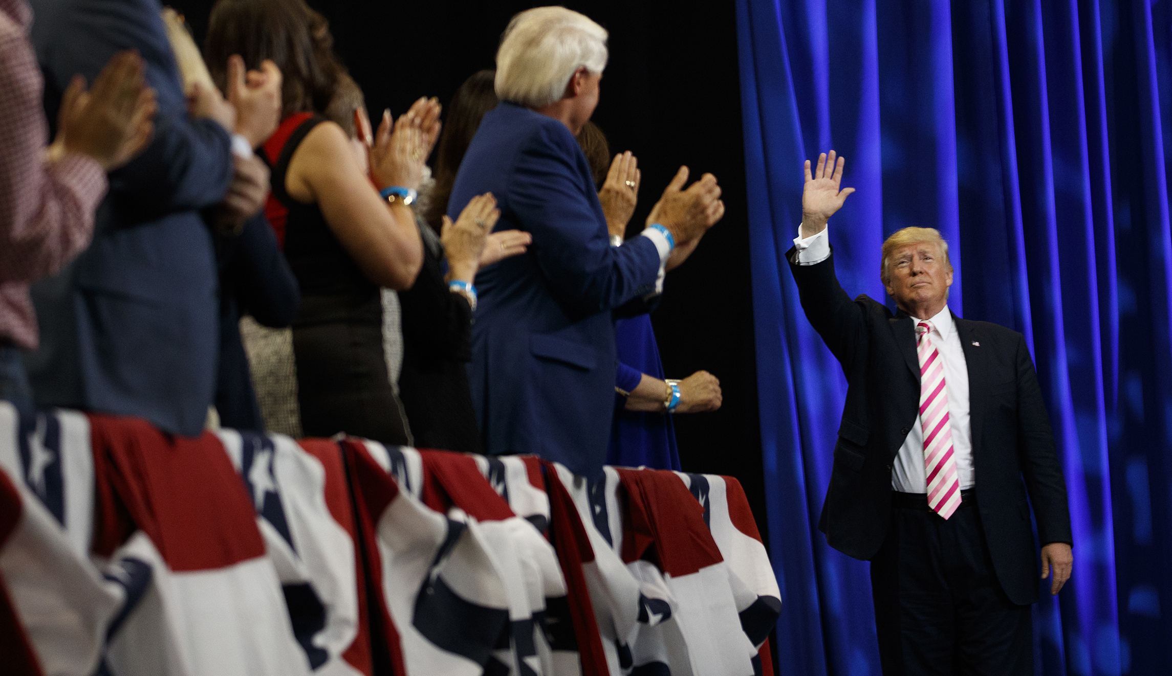 Here are the states with the highest and lowest Trump approval ratings