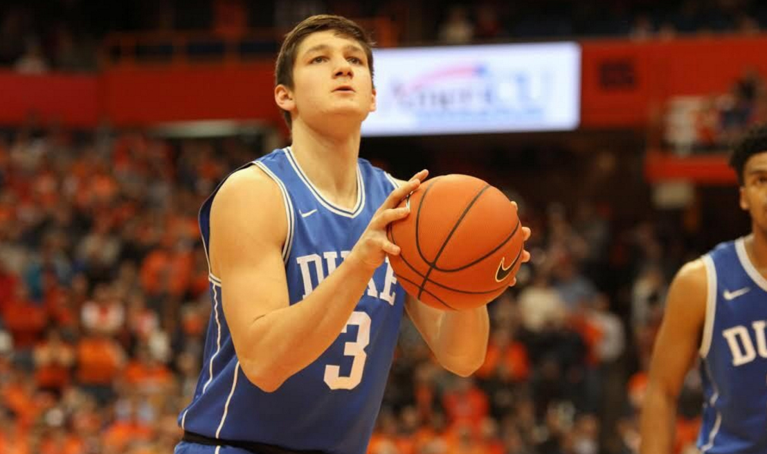 Ted Cruz trolls Deadspin with hoops photo