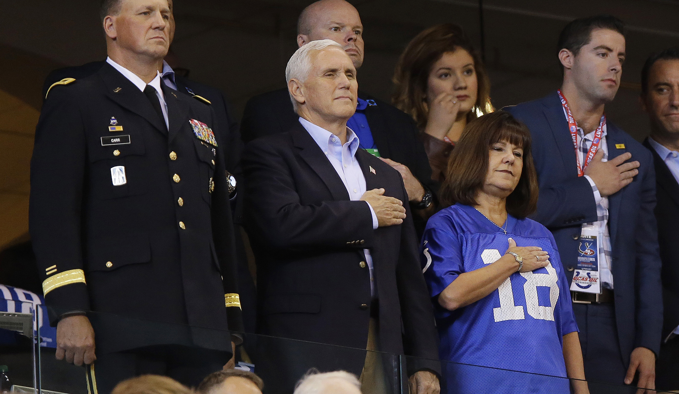 Mike Pence leaves NFL game after about 20 San Francisco 49ers take a knee during anthem