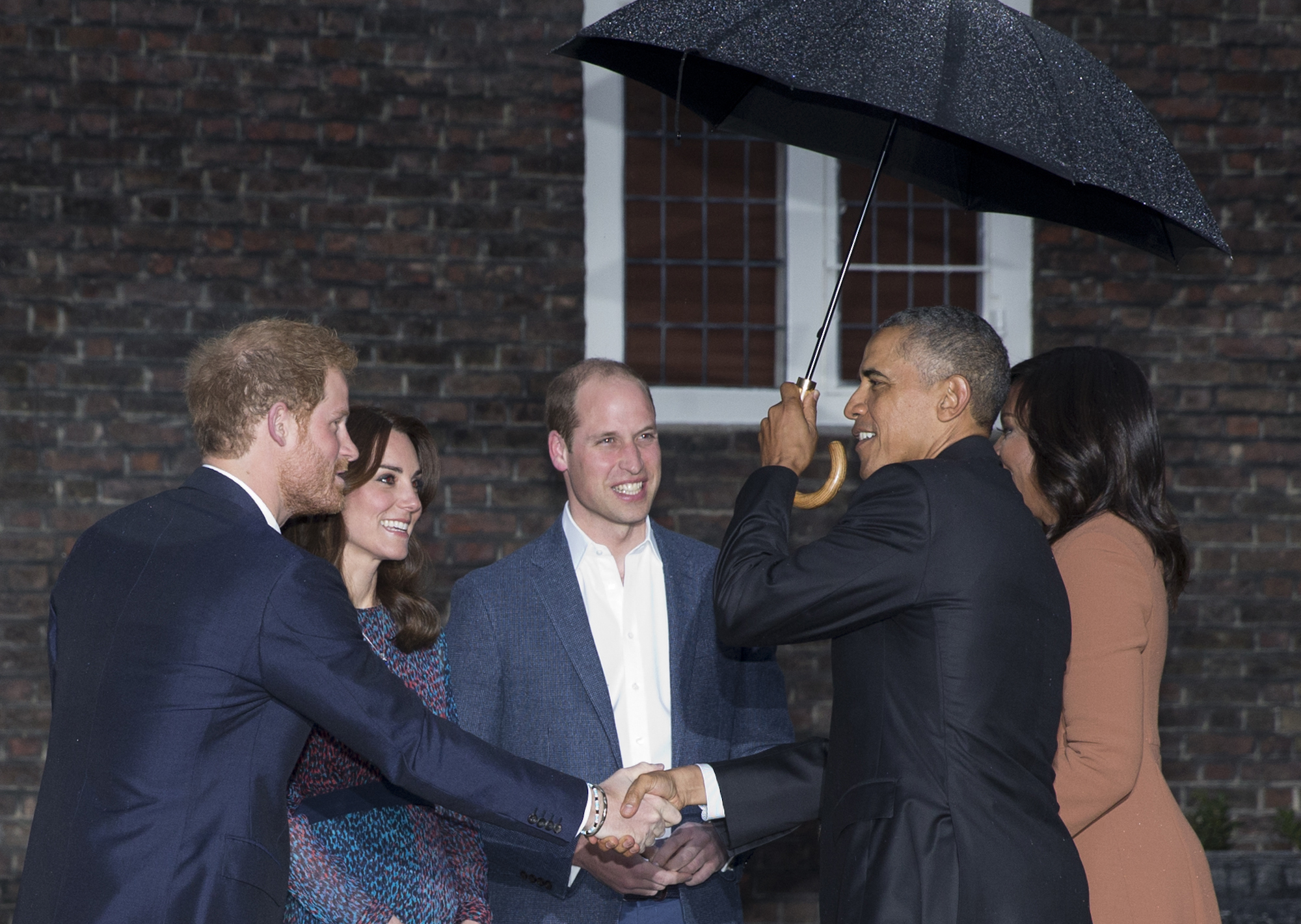 Obama meets with Prince Harry