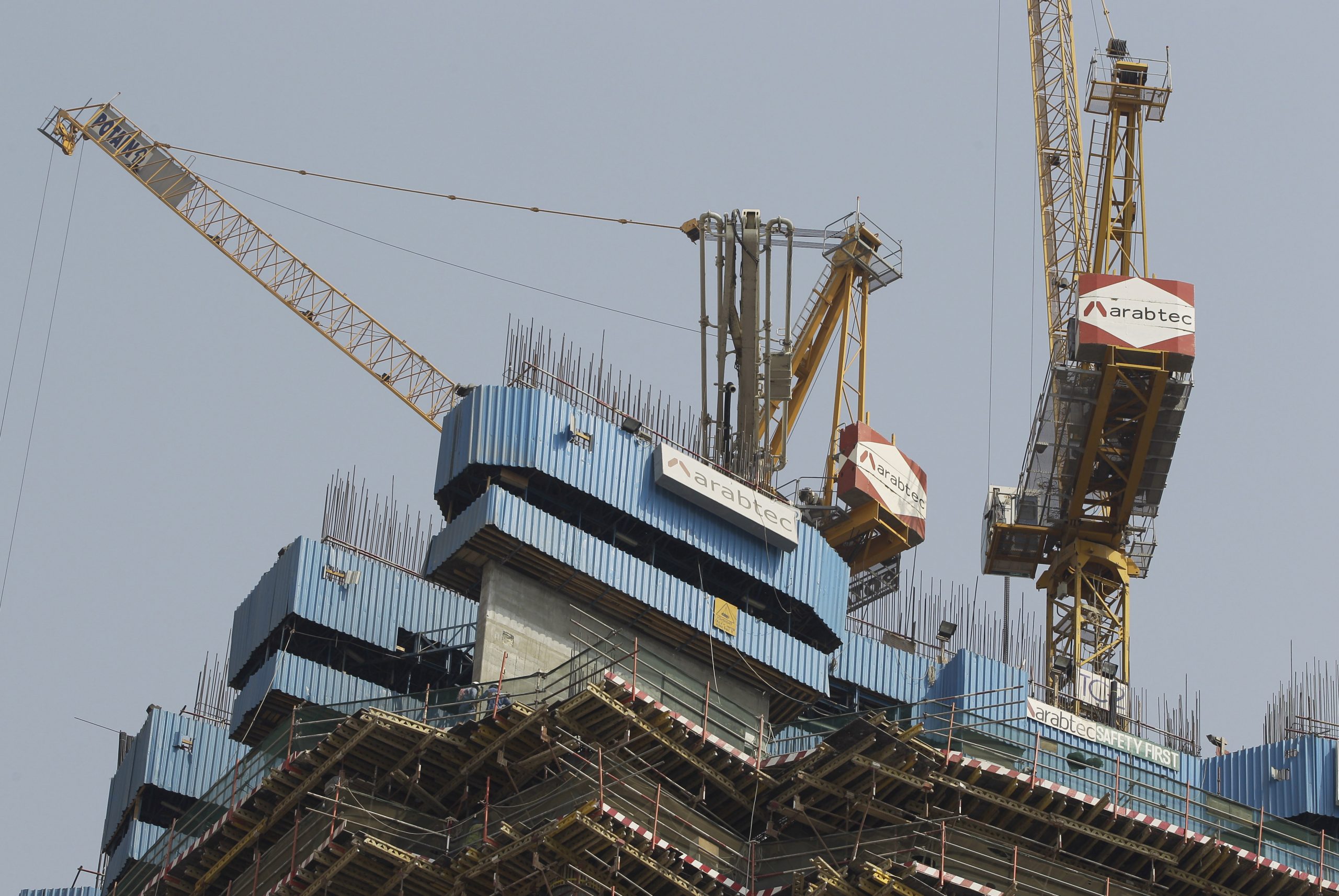 Dubai builder Arabtec has Abu Dhabi firm’s backing