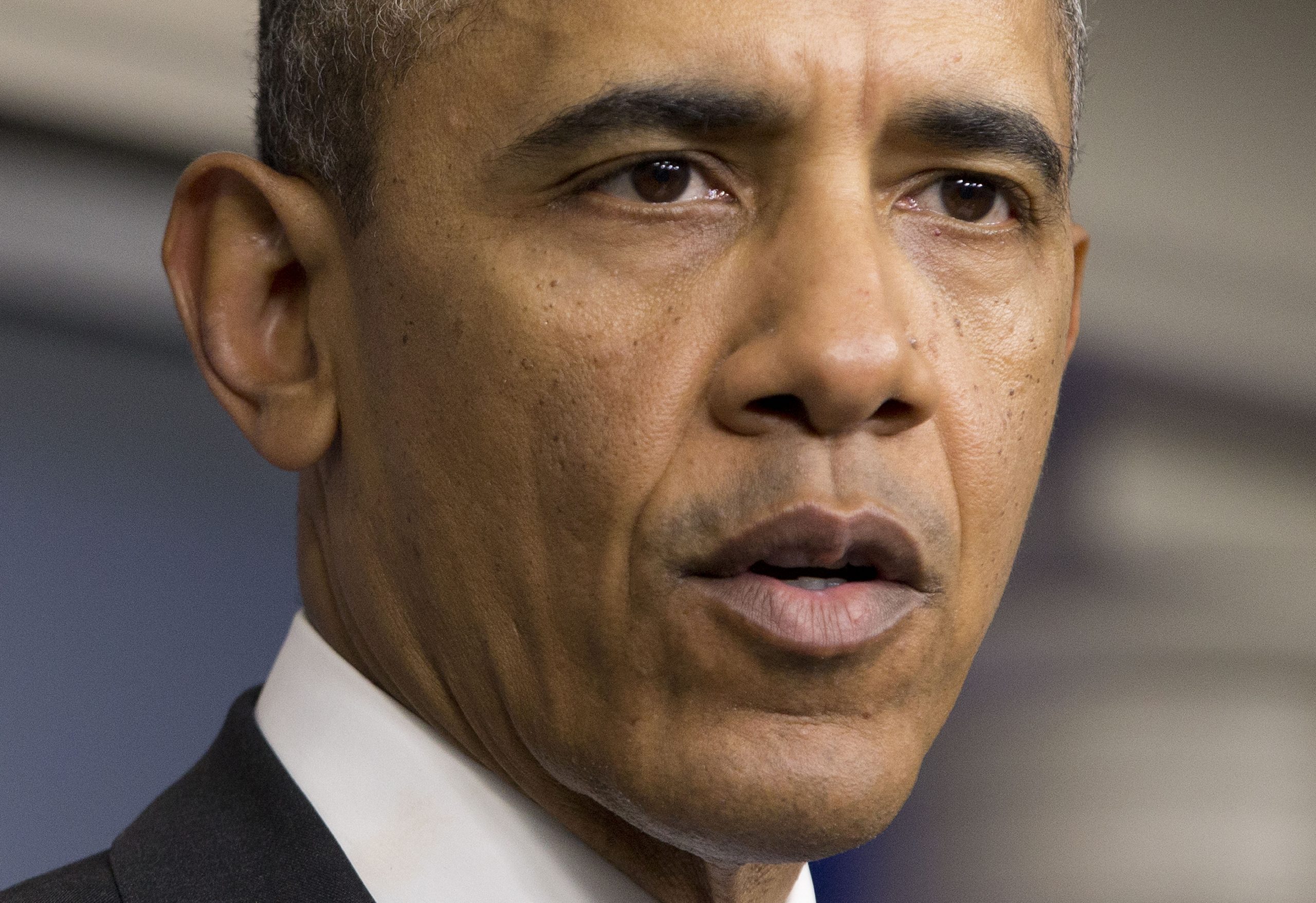 Obama to Vladimir Putin: Pull back from Ukraine border