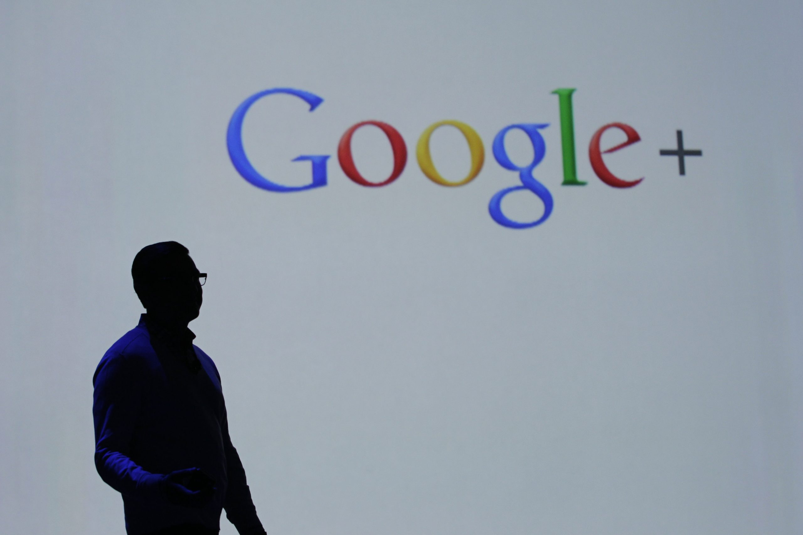 Feds rule in favor of snooping by tech giants