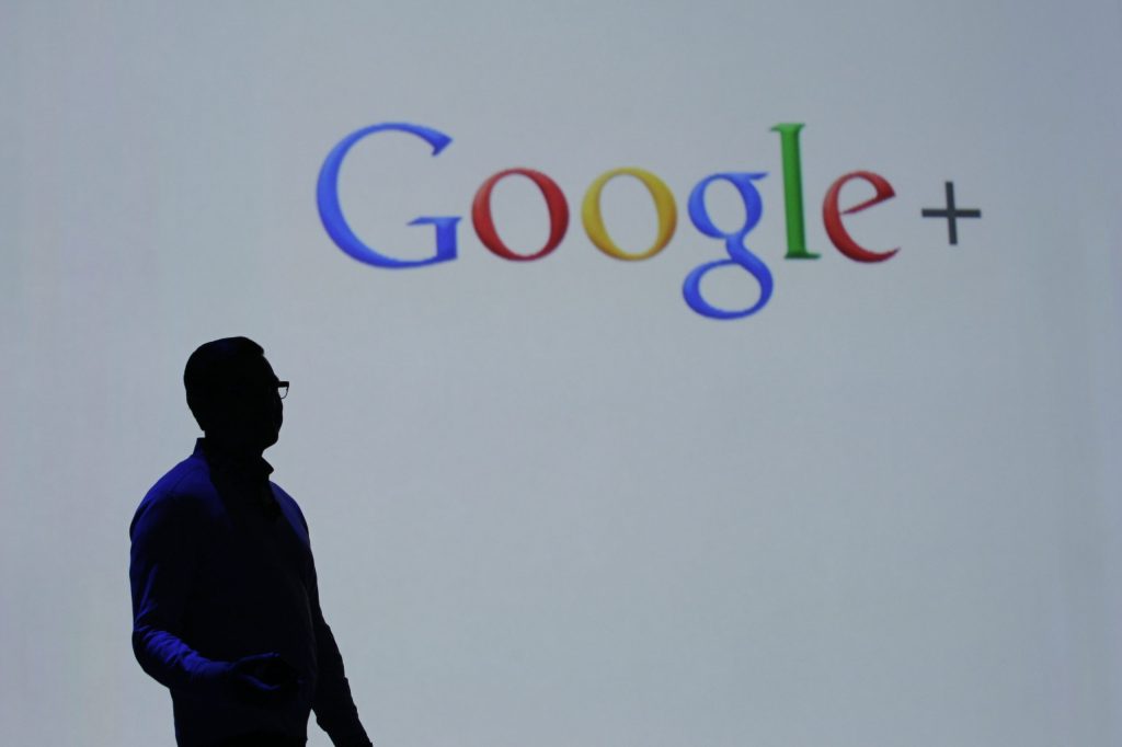Feds rule in favor of snooping by tech giants