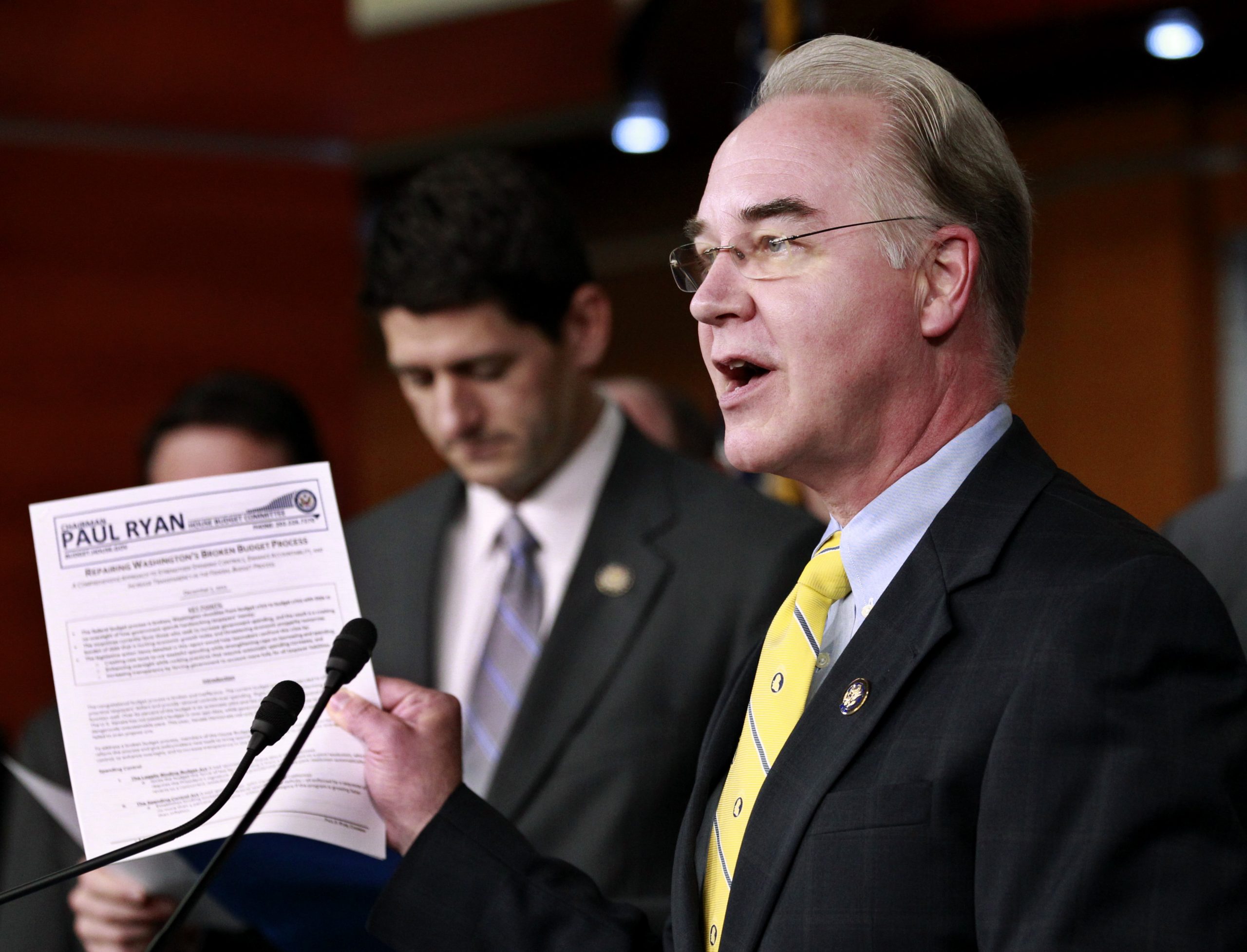 Republicans plot strategy to renew Obamacare fight in the fall