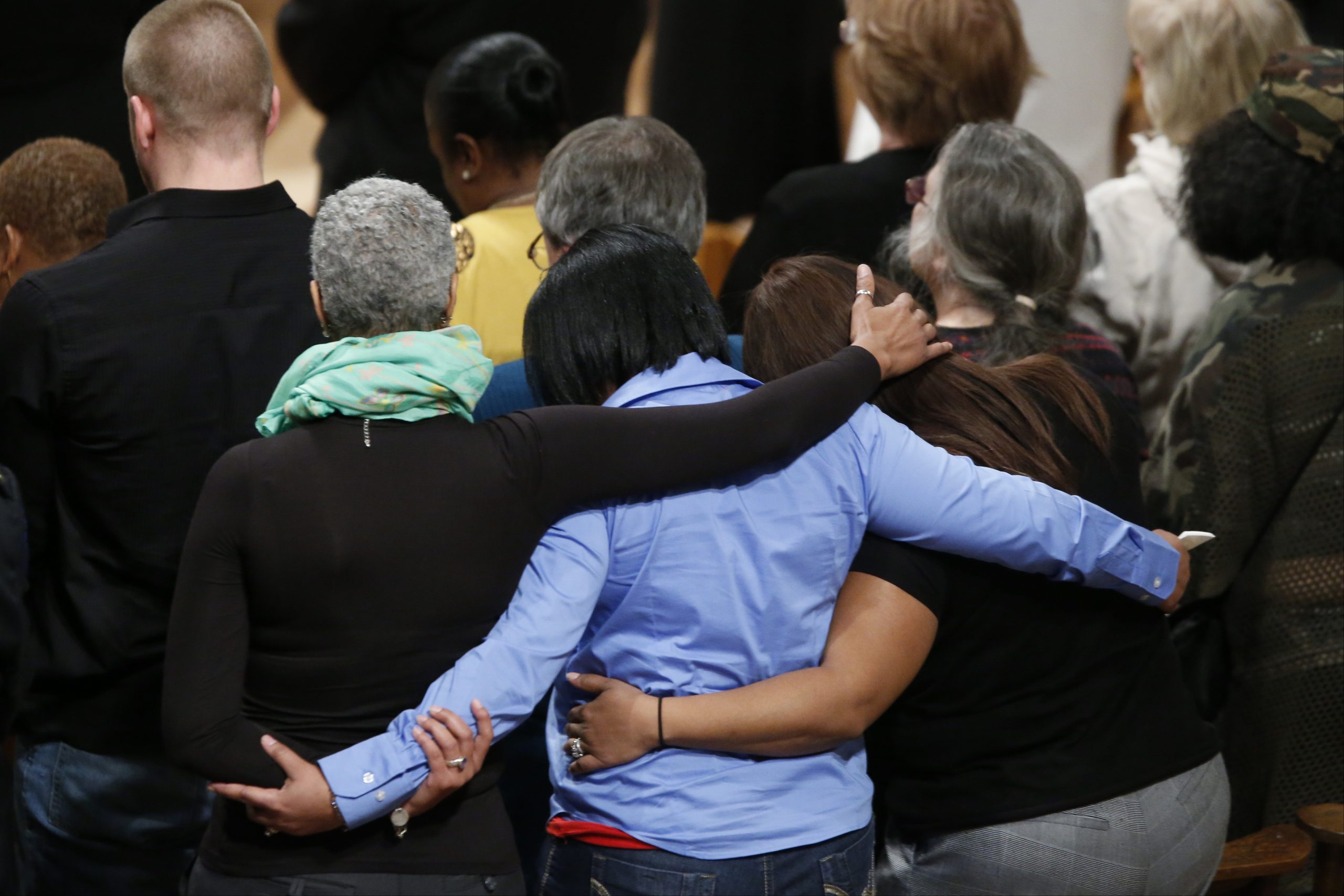 Some from Newtown join vigil at National Cathedral