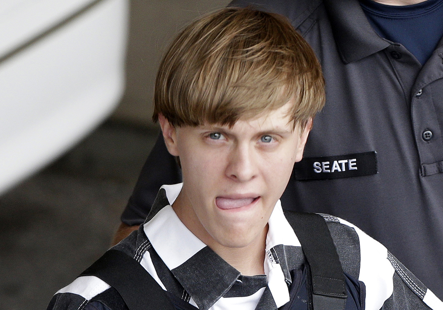 Charleston church shooter Dylann Roof will avoid second death sentence with guilty plea