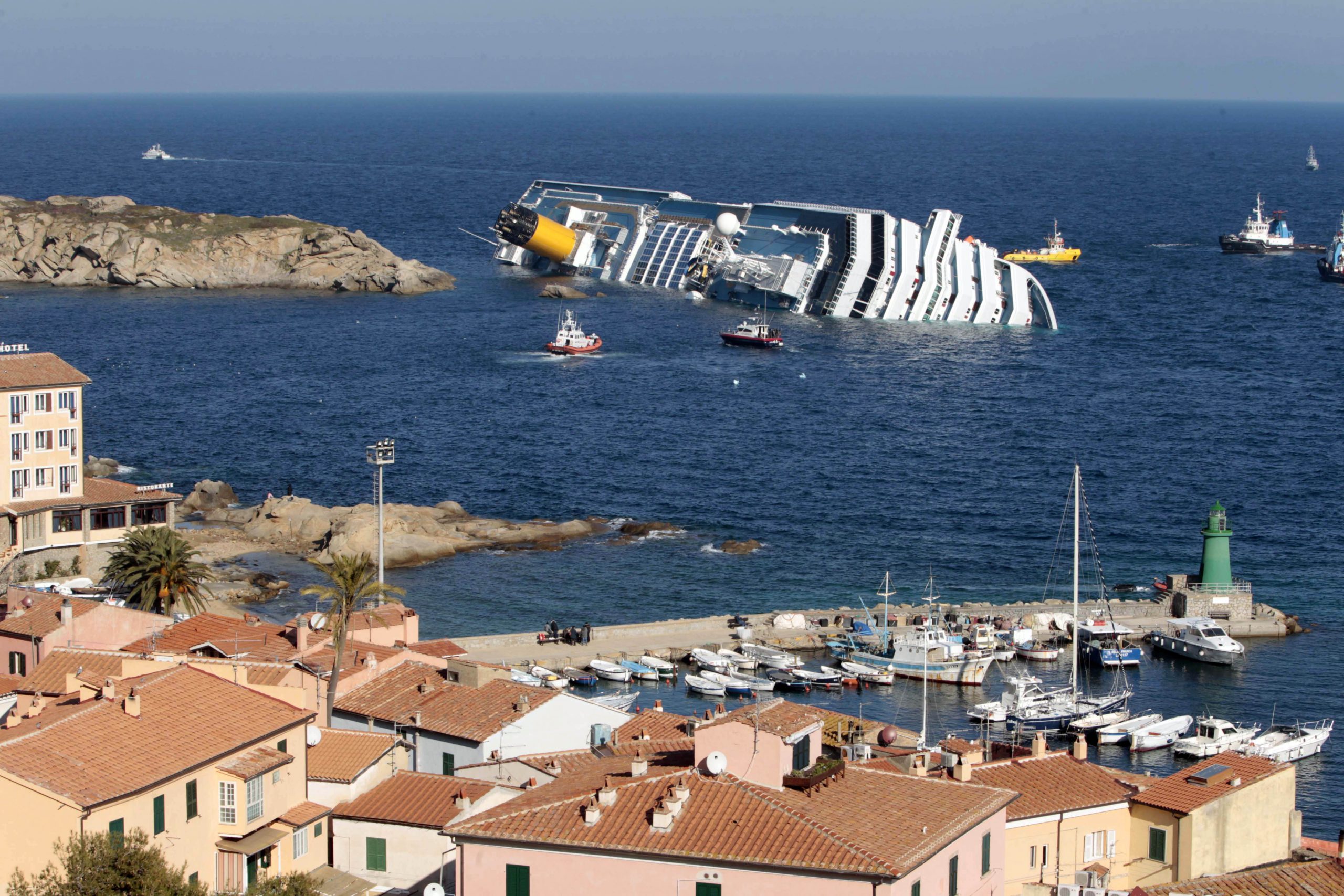 Captain: Cruise ships may over-rely on electronics