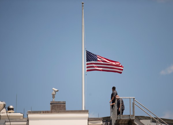 Obama orders flags flown at half-staff for Dallas victims