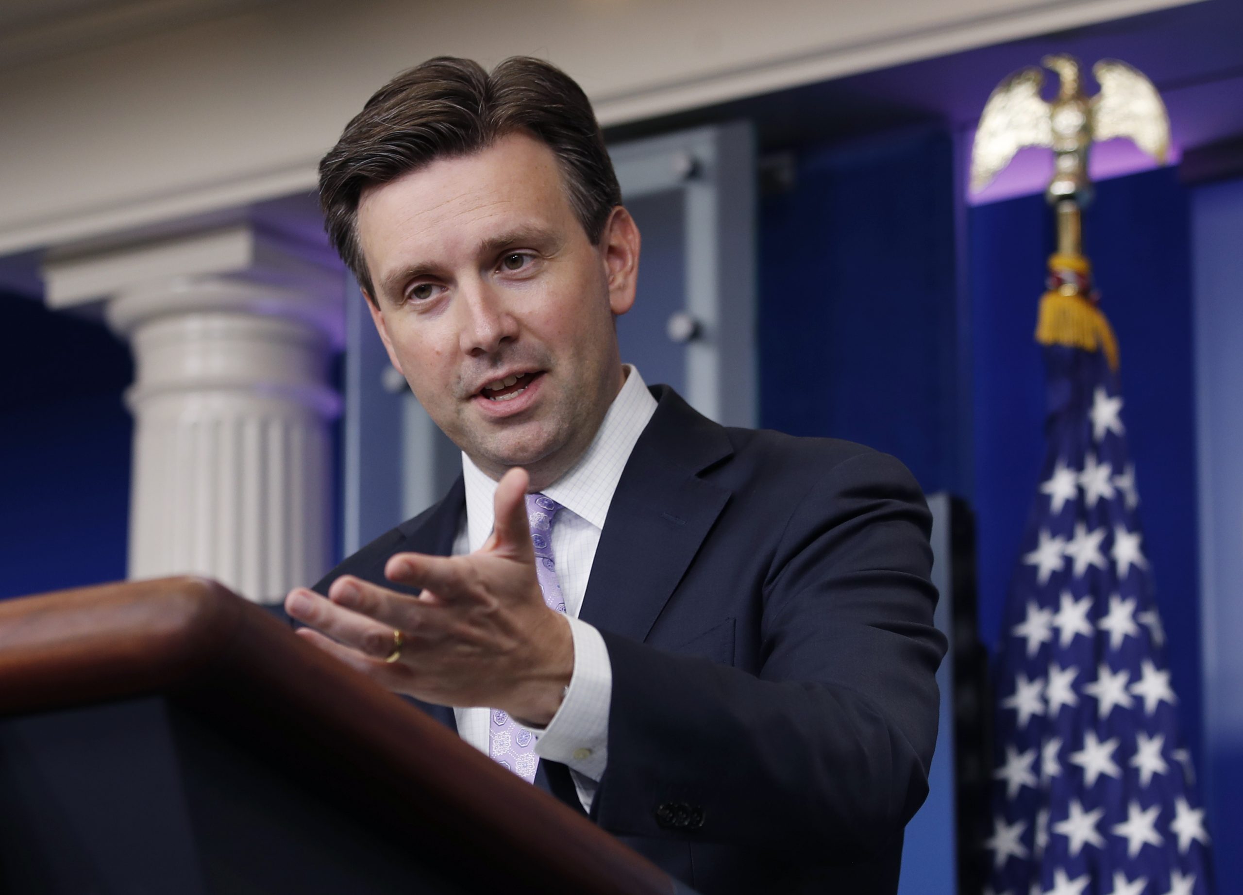 White House dodges Trump tax questions