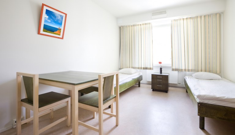 A college dropout is refusing to leave her dorm room at Hunter College, despite not taking classes at the school for two years and owing $94,000 in unpaid residence hall charges. (iStock)