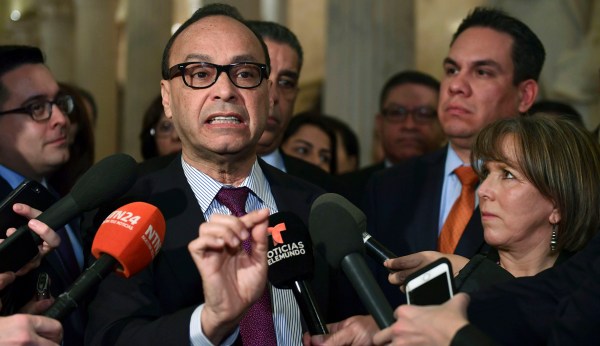 Rep. Luis Gutierrez is OK with paying ‘hostage takers’ for border wall to save Dreamers