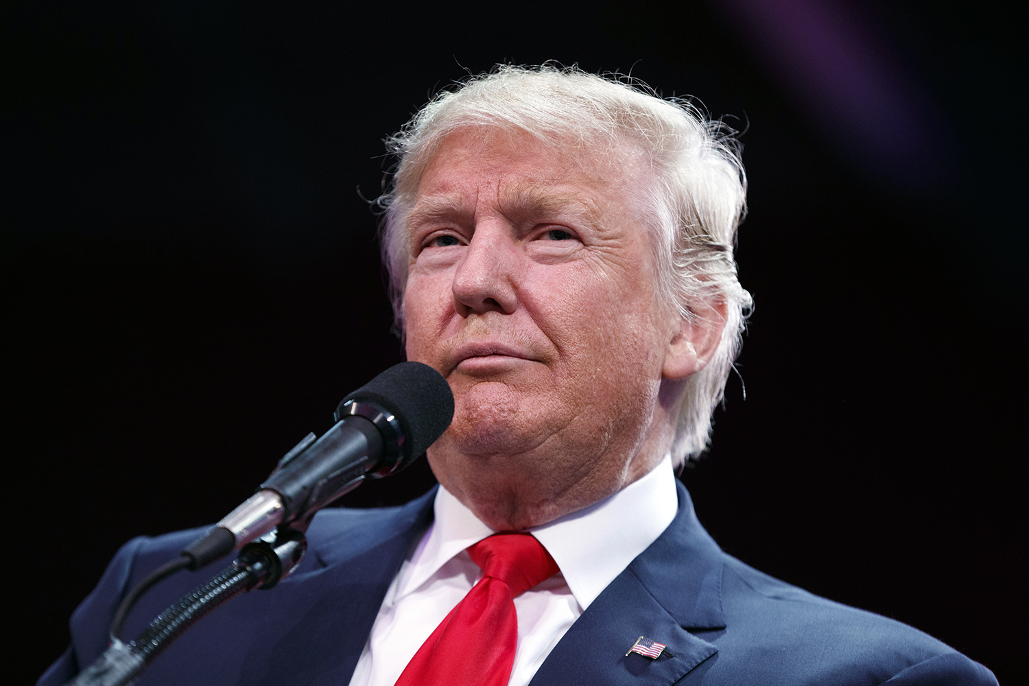 Trump team reschedules New York Times meeting