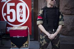 After Ukraine protest, radical group eyes power