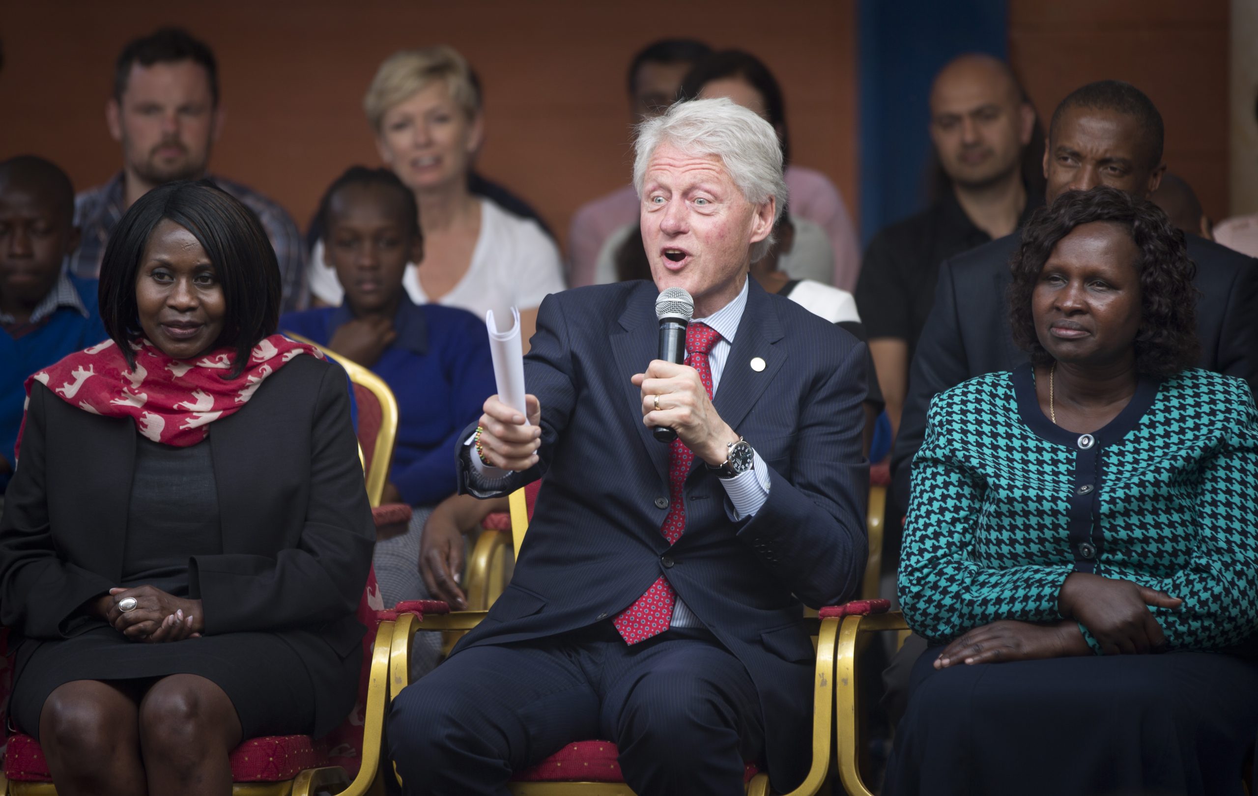Clinton Foundation brings Hillary supporters to Kenya amid controversy