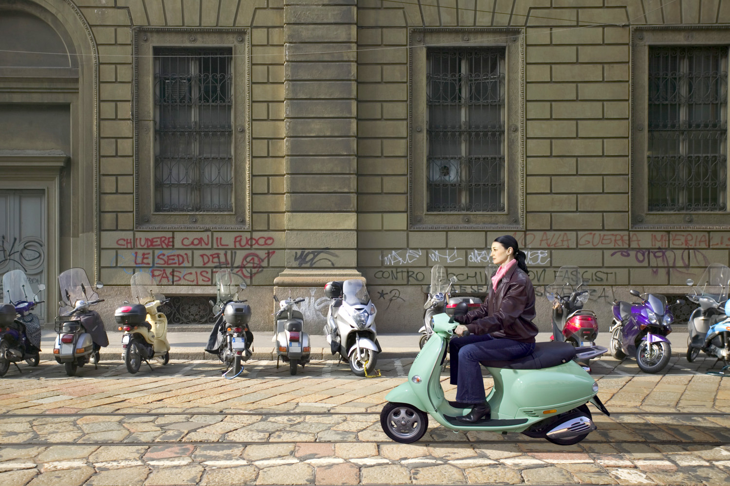 Virginia moves to regulate mo-peds