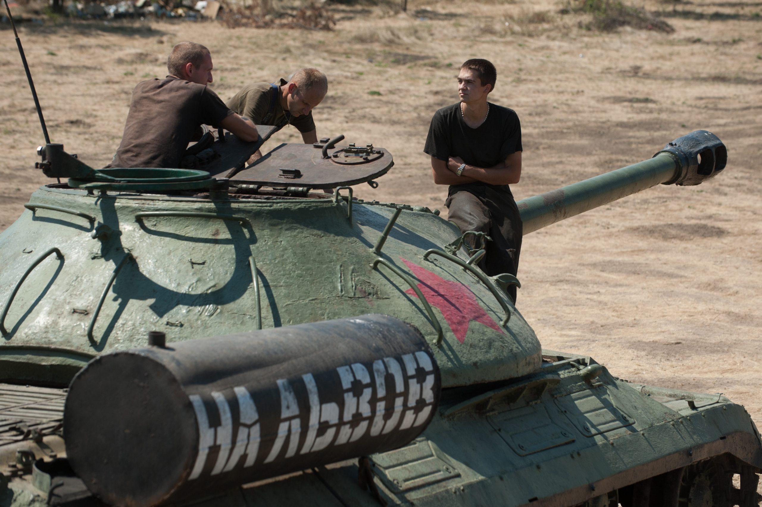 Ukraine rebel leader asks for aid, cease-fire