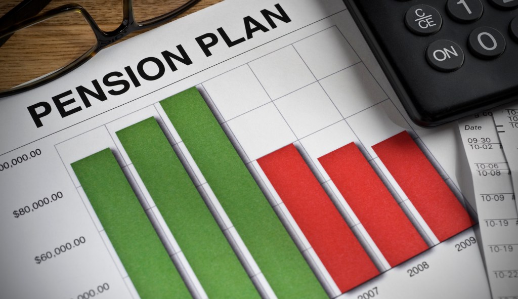 Make federal pensions transparent